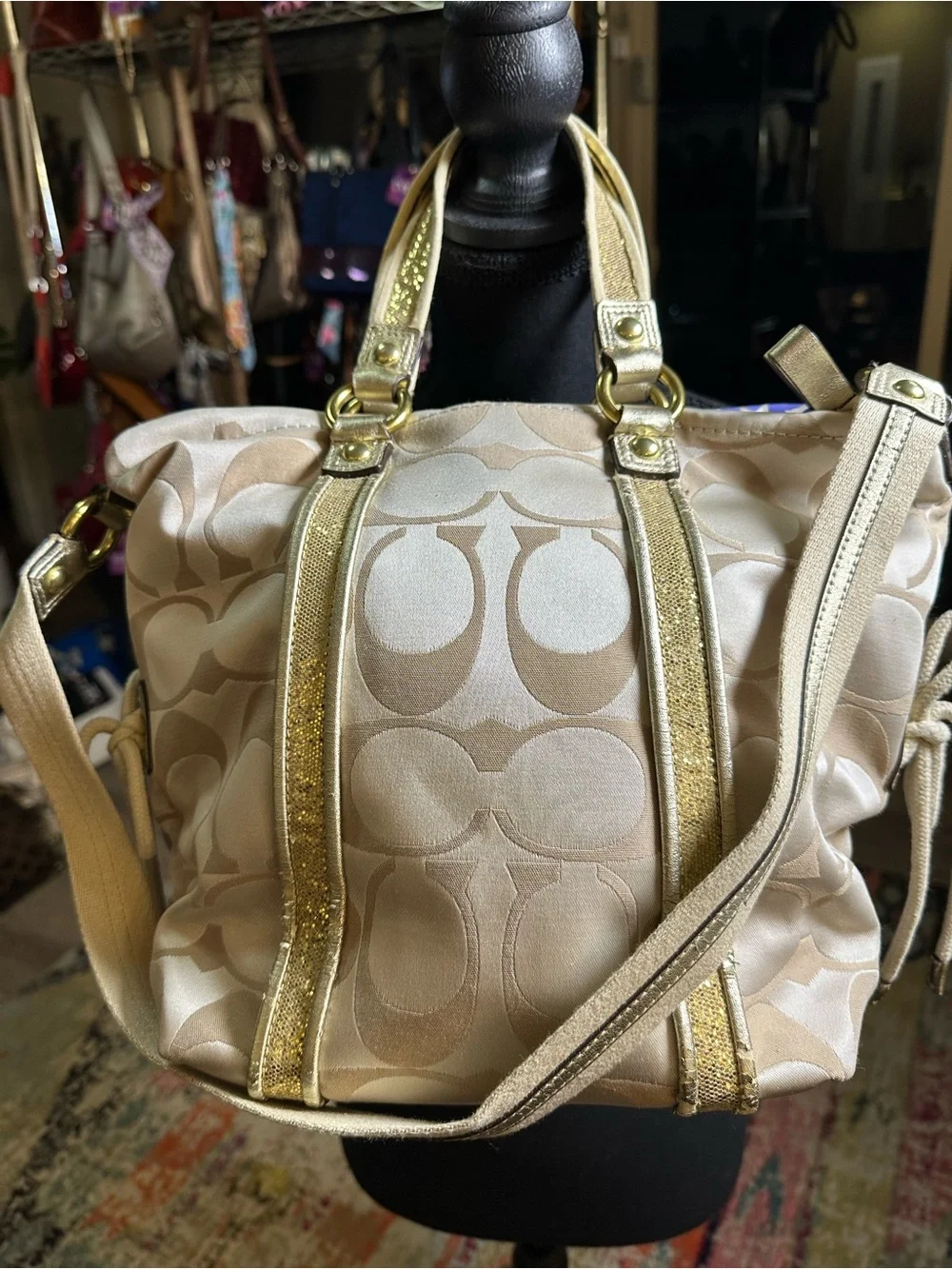 Coach Poppy Daisy Appliqué Signature Tote - Picture 10 of 16